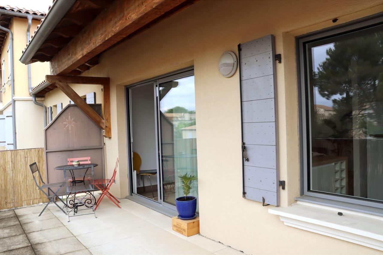 Ferienwohnung Uzes Centre La Terrasse Des Capucines Avec Garage Privee Exterior foto