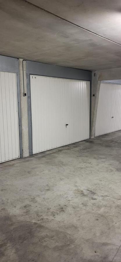 Ferienwohnung Uzes Centre La Terrasse Des Capucines Avec Garage Privee Exterior foto